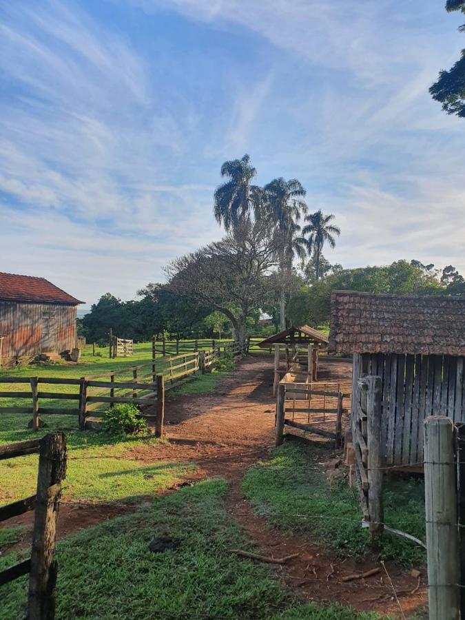 ブロタス Casa De Campo - Sitio Santana Dos Laranjaisヴィラ エクステリア 写真