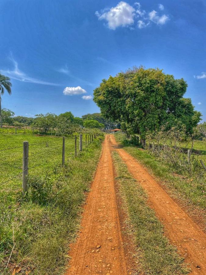 ブロタス Casa De Campo - Sitio Santana Dos Laranjaisヴィラ エクステリア 写真
